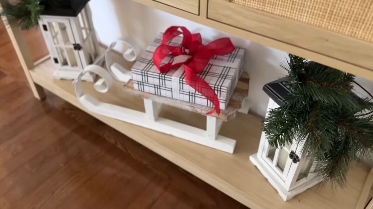 Christmas Kitchen Decor Ideas Full of Whimsy and Tradition