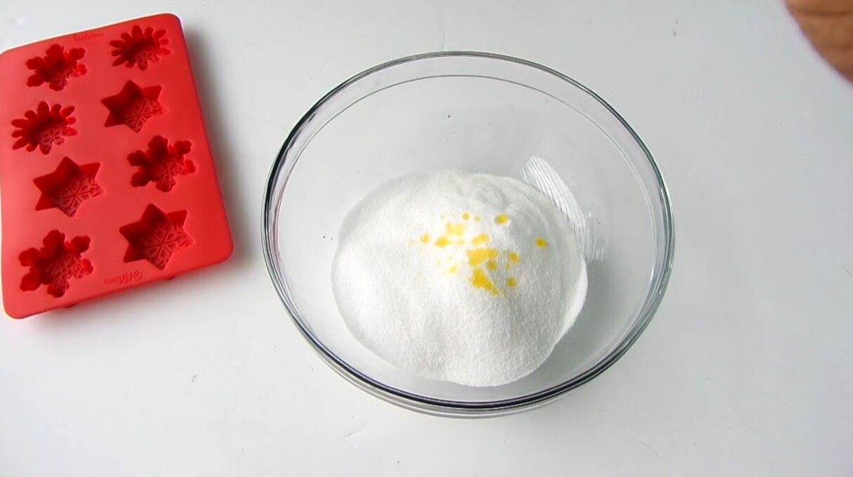 How to Make DIY Toilet Bombs for Easy Bathroom Cleaning