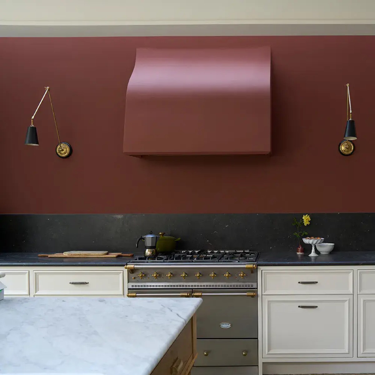 How to Use Etruscan Red for a Warm, Welcoming Home